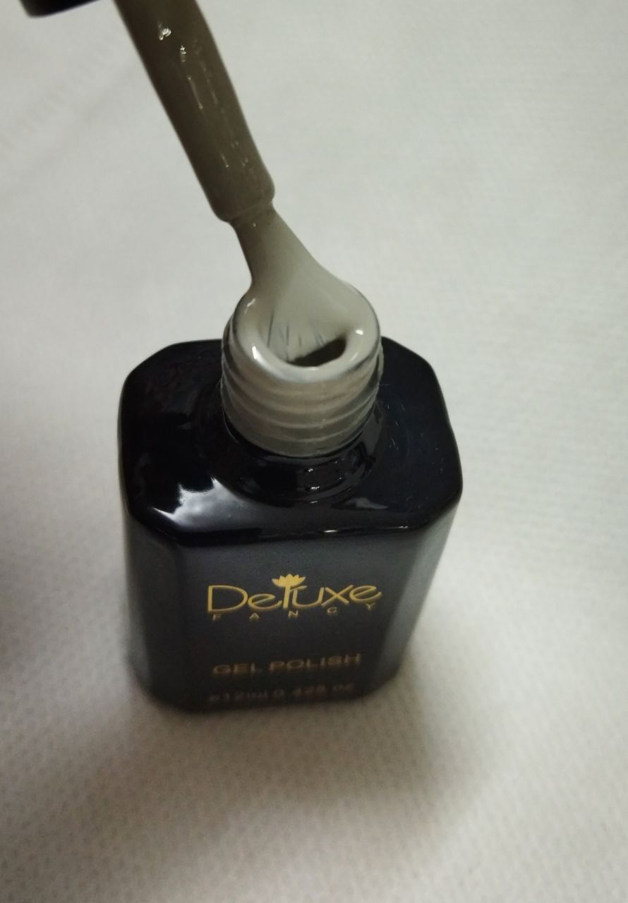لاک ژل سفید کرمی دلوکس 041 میل 12 deluxe 
