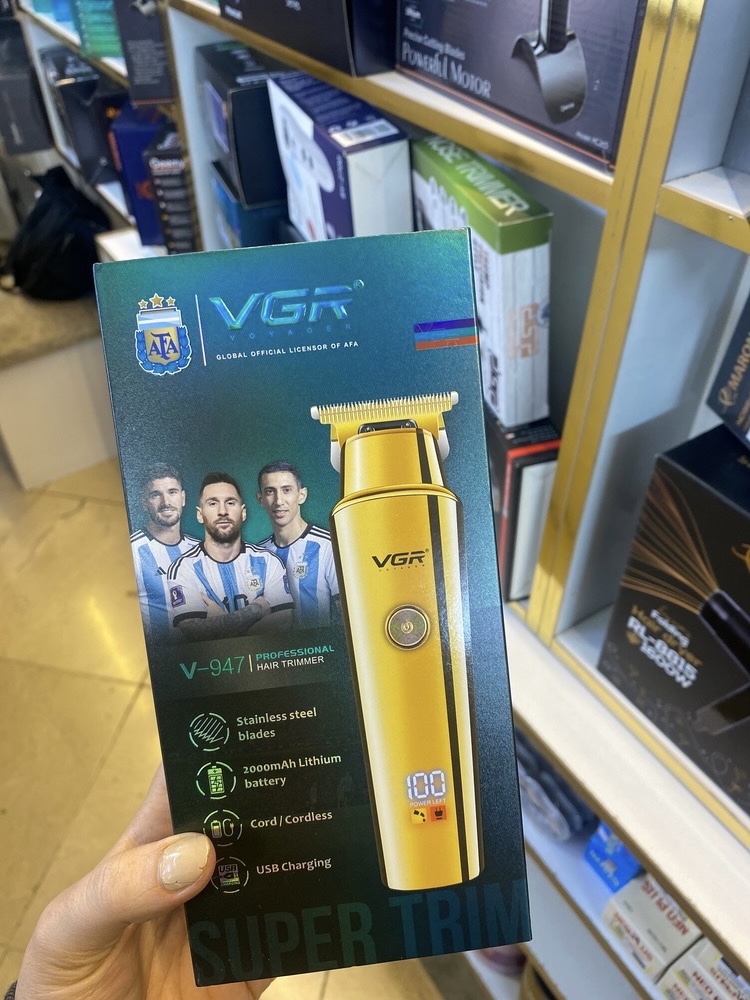 ماشین اصلاح وی جی آر مدل V-947