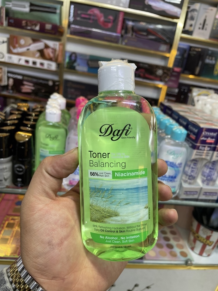 تونر دافی مدل Balancing مناسب پوست چرب حجم 200 میلی لیتر