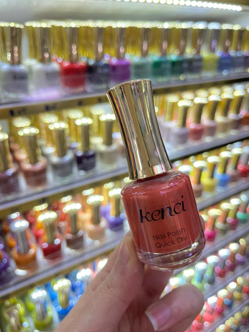 لاک ناخن کنسی kenci کد 70 حجم 16 میل