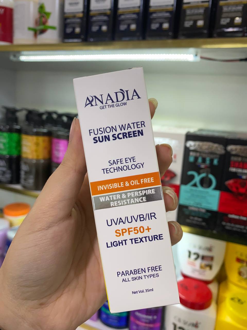 کرمی و فلوییدی - ضد آفتاب فلوئیدی آنادیا spf50 ( فیوژن واتر ) انواع پوست با حجم 35 میل ضد آفتاب فلوئیدی آنادیا spf50 ( فیوژن واتر ) انواع پوست با حجم 35 میل-3