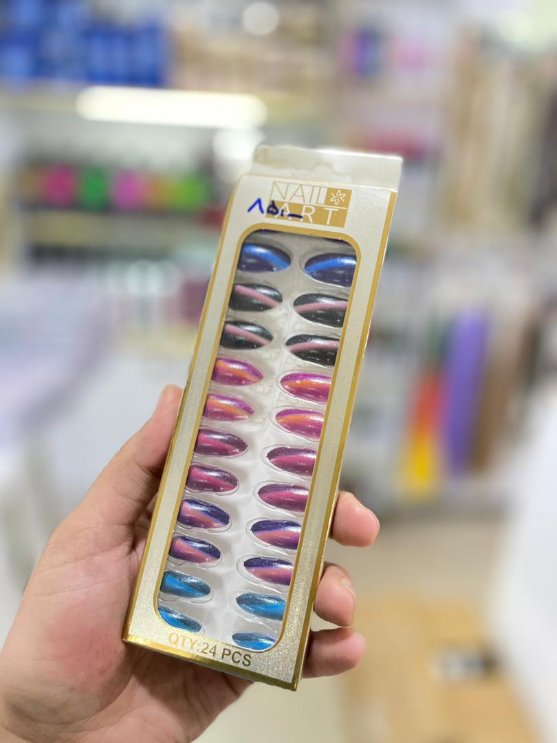 ناخن چسبی کد 617