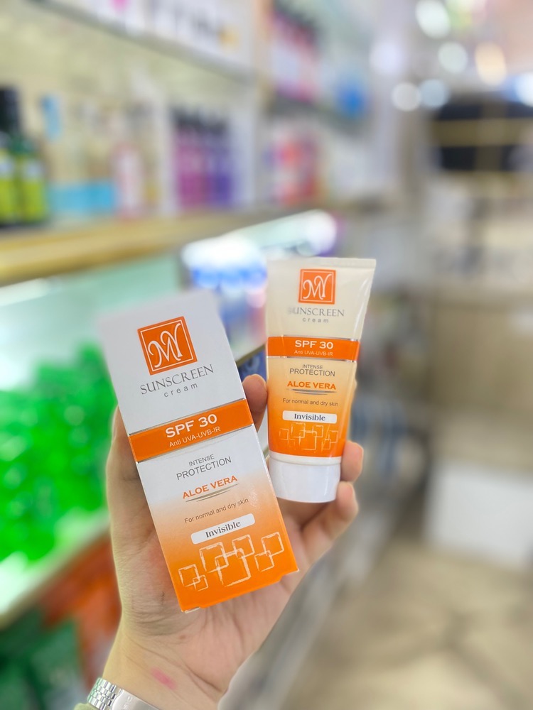 کرم ضد آفتاب بی رنگ مای SPF30 حجم ۵۰ میلی لیتر