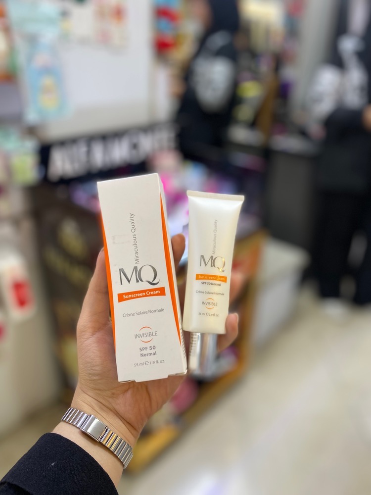 کرم ضد آفتاب ام کیو بی رنگ پوست نرمال SPF50