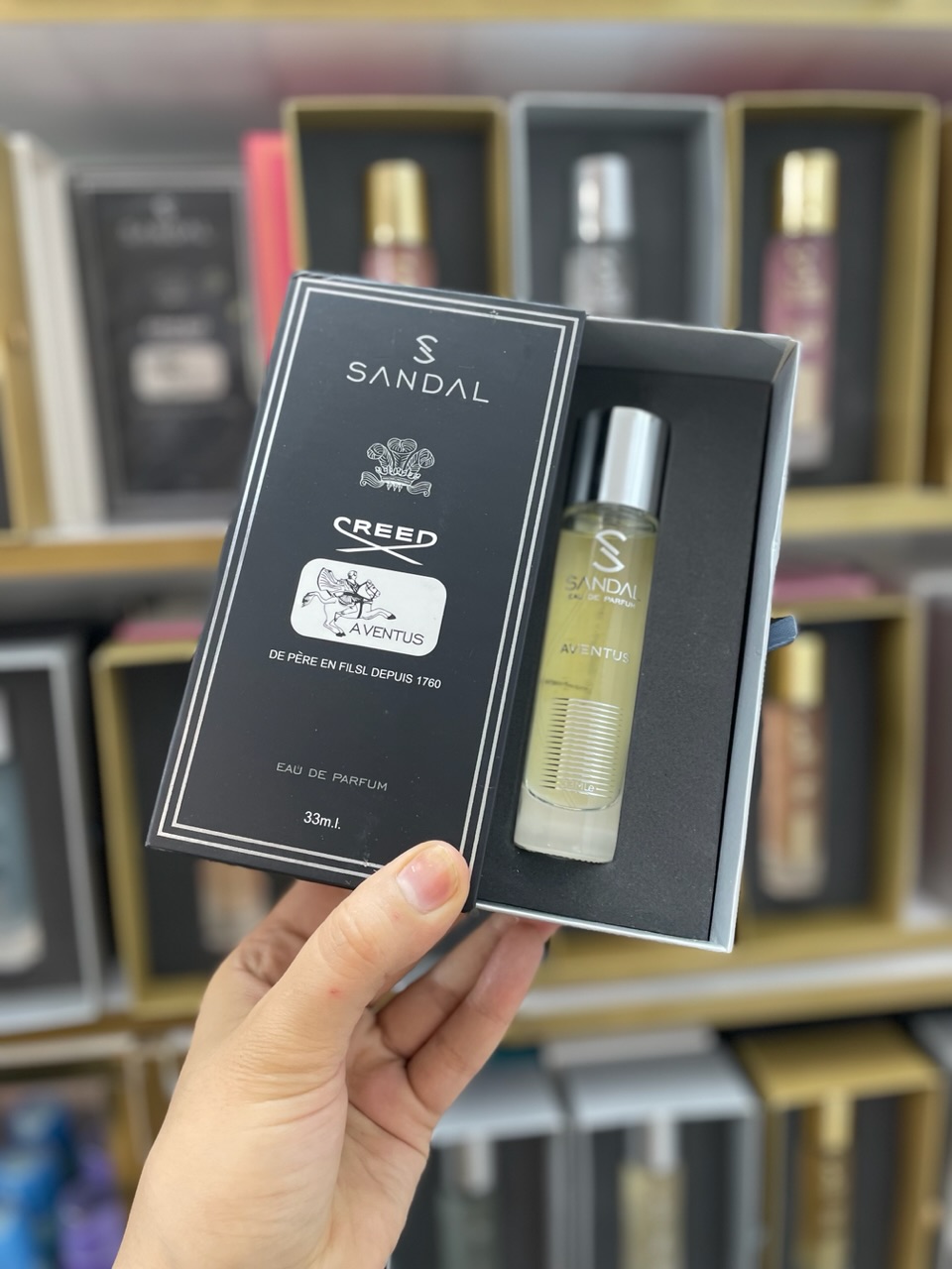 عطر کرید اونتوس صندل ۳۳ میل  CREED - Aventus 